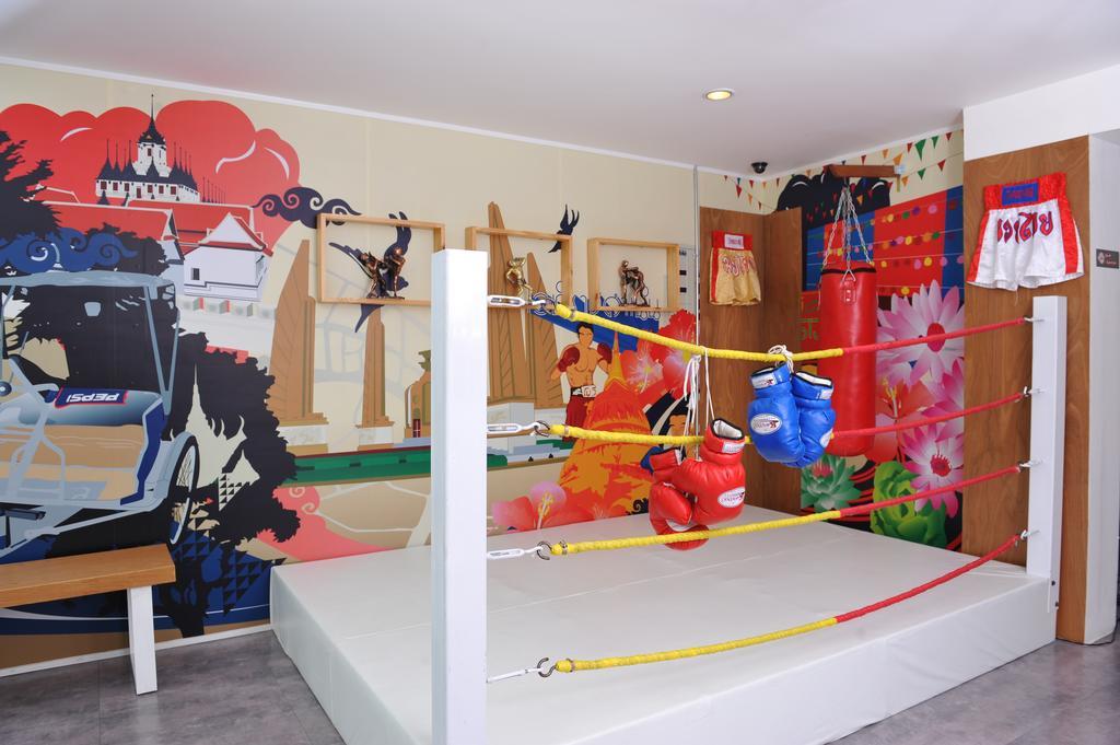 Saphaipae Hostel Бангкок Екстер'єр фото